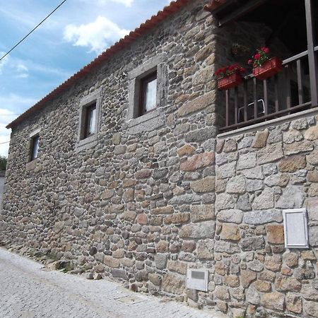 Casa Do Pelourinho Villa Rebordainhos Екстериор снимка