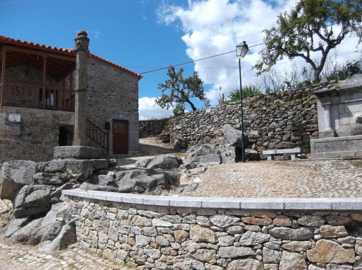Casa Do Pelourinho Villa Rebordainhos Екстериор снимка