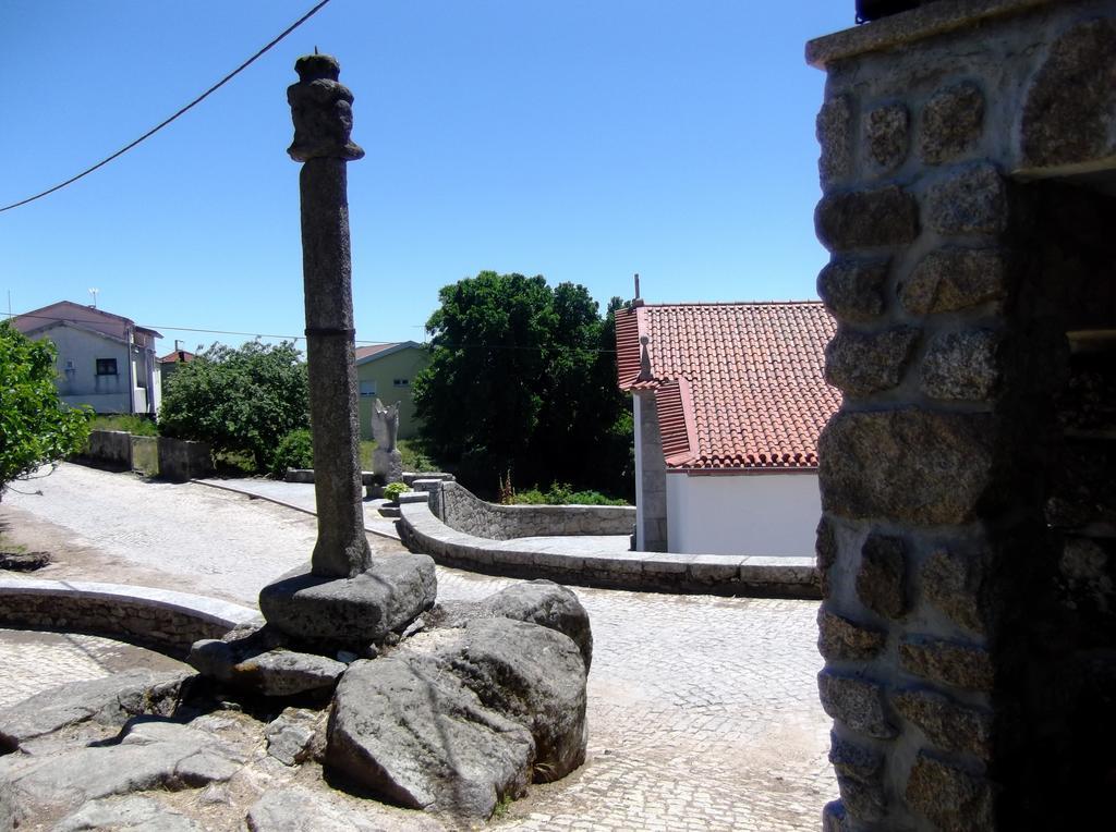 Casa Do Pelourinho Villa Rebordainhos Екстериор снимка